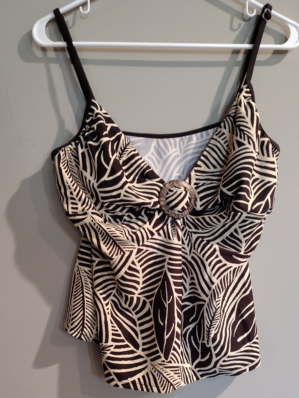 Surface Women's 14 Brown and Cream Leaf-Print Adjustable Strap Bathing Suit Top
